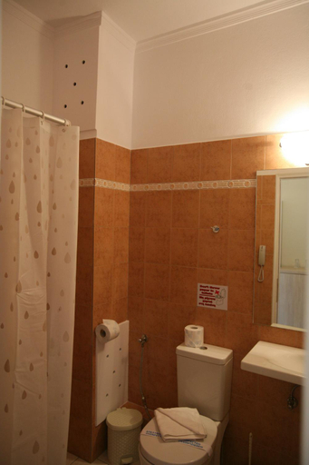 Bathroom 5, Saint George Palace, Ionian Islands