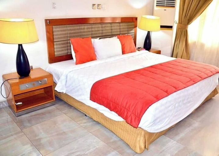 Others 5, Hillview Apartments, AbujaMun