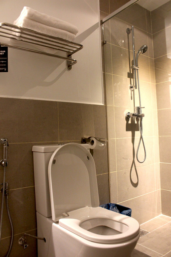 Bathroom 4, Imperial Regency Suites and Hotel Kuala Lumpur, Kuala Lumpur