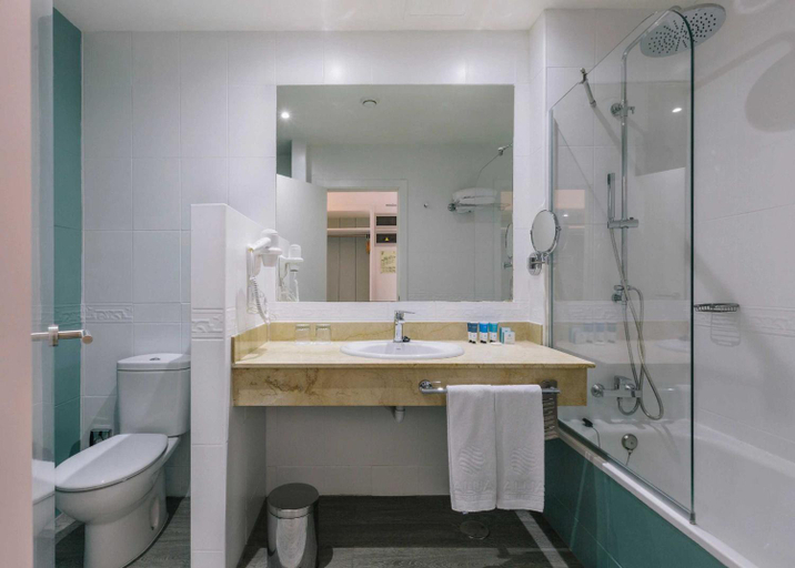 Bathroom 5, Alua Village Fuerteventura, Las Palmas