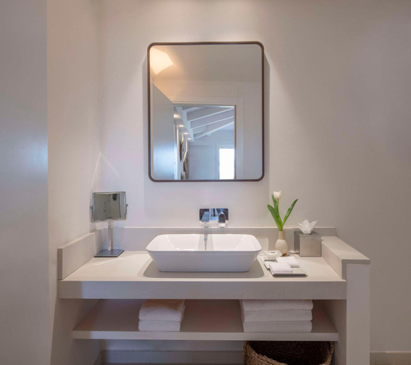 Bathroom 5, Baia di Chia Resort Sardinia, Curio Collection, Cagliari