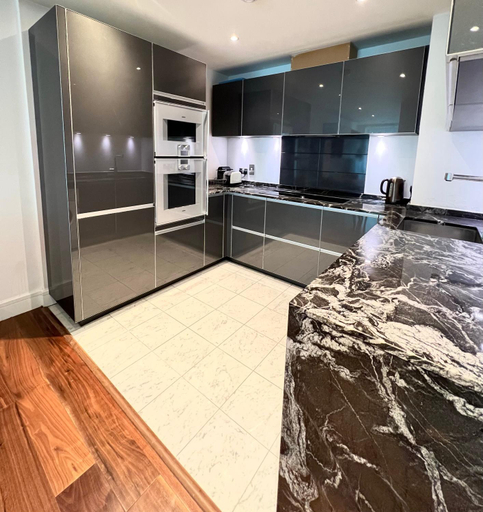 Others 3, Luxury River Apartments- Parliament, London