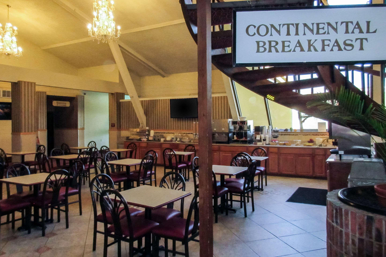 Food & Drinks 4, Four Points by Sheraton Rock Springs, Sweetwater