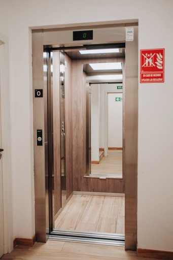 Public Area, POLOESTUDIOS, Valladolid