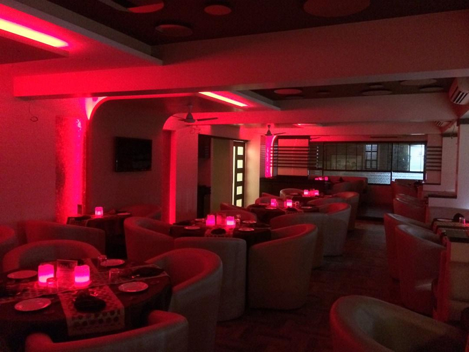 Food & Drinks 4, Hotel Royal Palace, Jalgaon