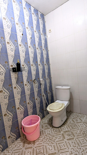 Bathroom 5, Surabaya Homey Jemursari ( Syariah ), Surabaya