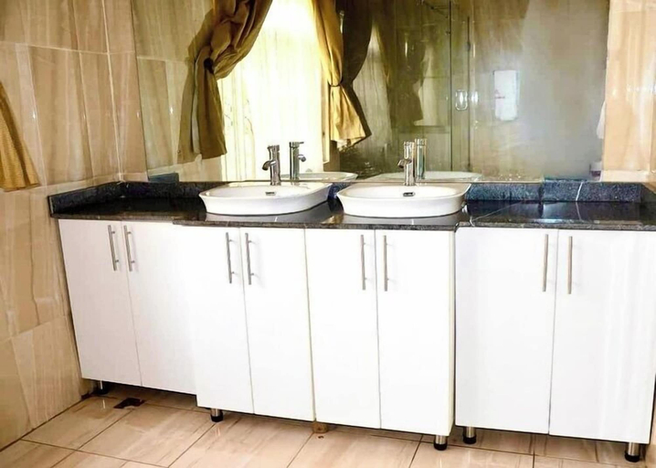 Others 3, Hillview Apartments, AbujaMun