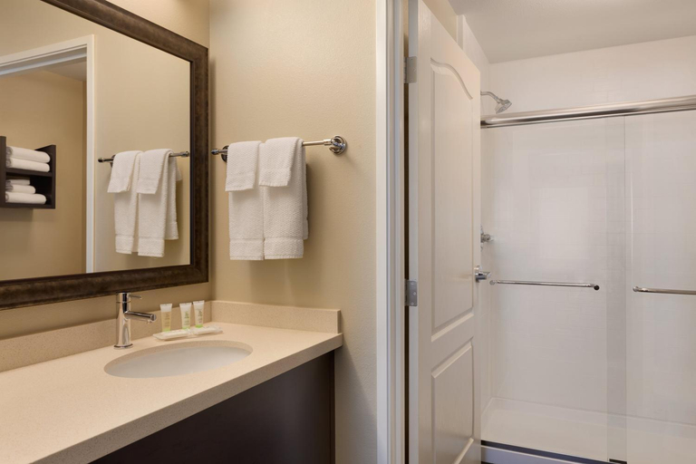 Bathroom 3, Staybridge Suites Midland By IHG, Midland