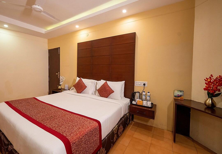 Bedroom, TGI Star Holidays Resort Yercaud, Salem