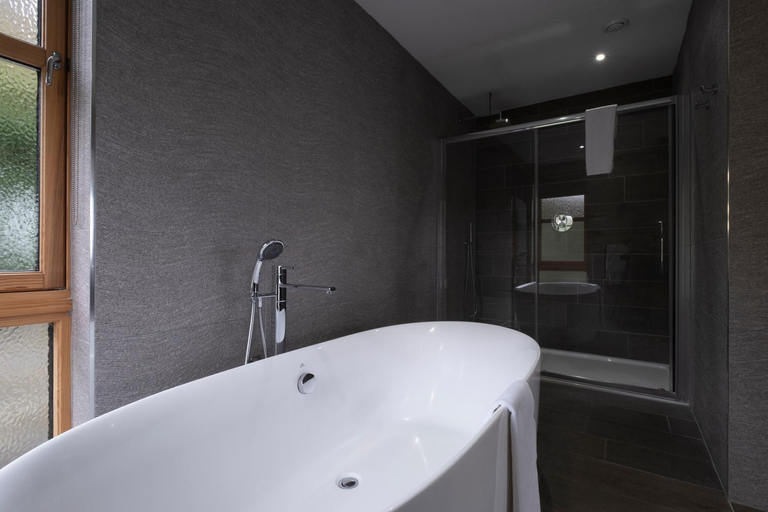 Bathroom 3, Lodge On Loch Lomond Hotel , Stirling
