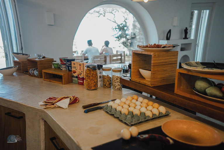 Food & Drinks, Zen Blue Suites Luxury and Nature in Kea, South Aegean