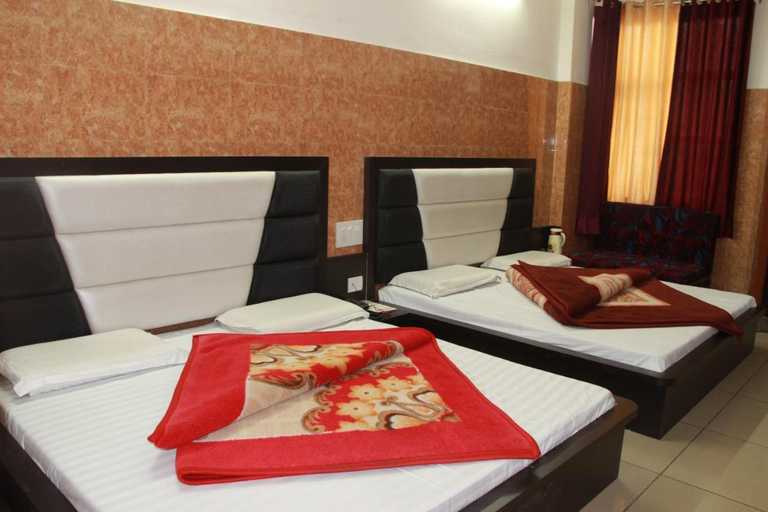 Others 3, Aashirwad Hotel, Reasi