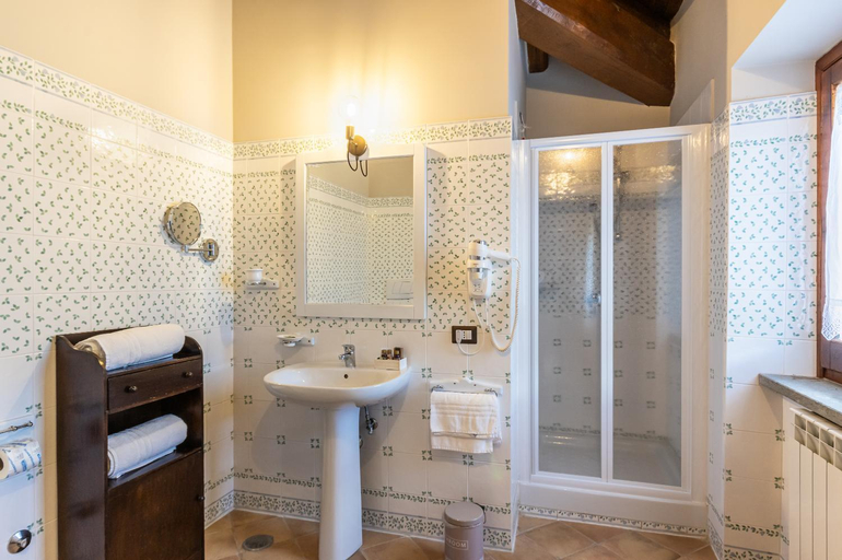 Bathroom 3, Casale Verdeluna Wine Resort, Frosinone