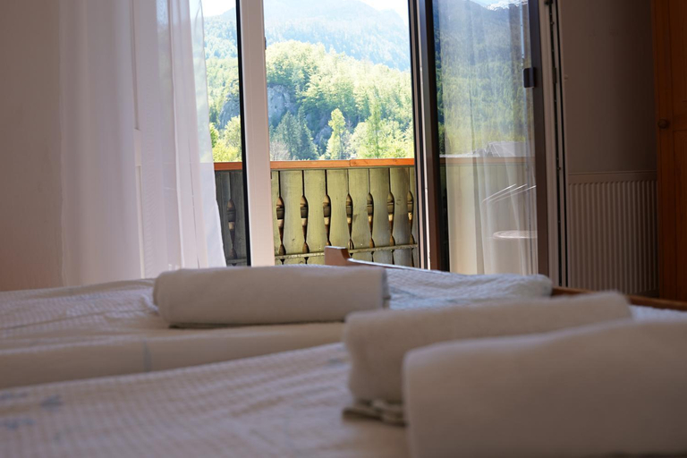 Bedroom 2, Penzion Rozic, Bohinj