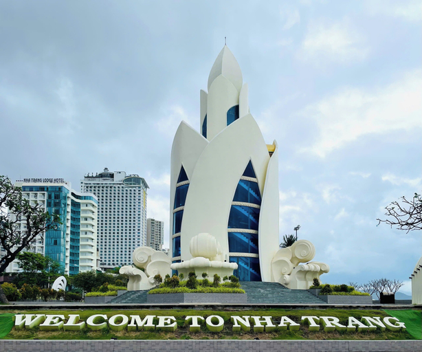 Exterior & Views 2, Nhi Phi Hotel, Nha Trang