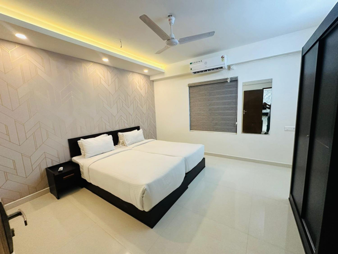 Bedroom 2, HOTEL NUJOOM, Ernakulam