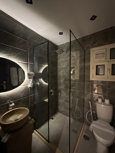 Bathroom 4, Crowne pyramids view inn , Al-Ahram