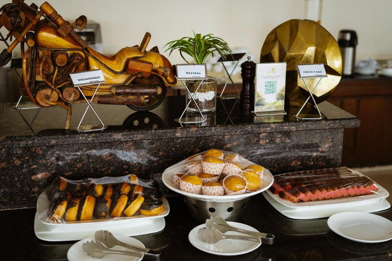 Food & Drinks 5, Hotel Green Castle, Dehradun