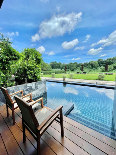 Swimming Pool 10