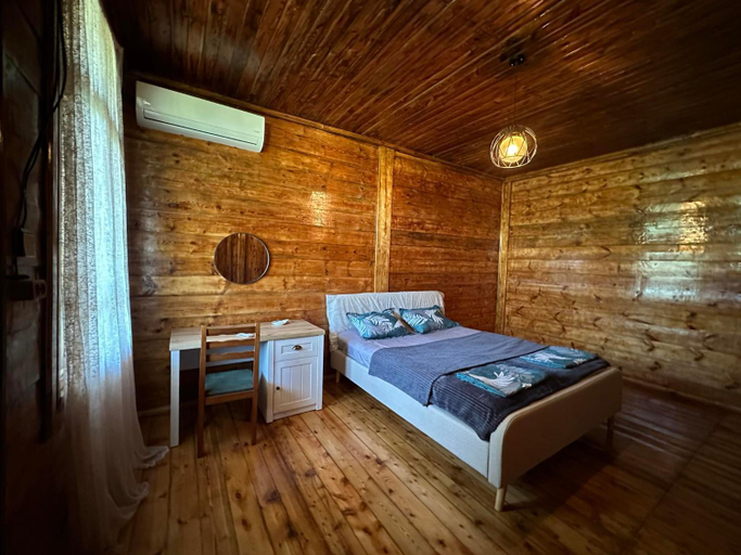 Bedroom, Kutaisi airport guesthouse, Tskaltubo