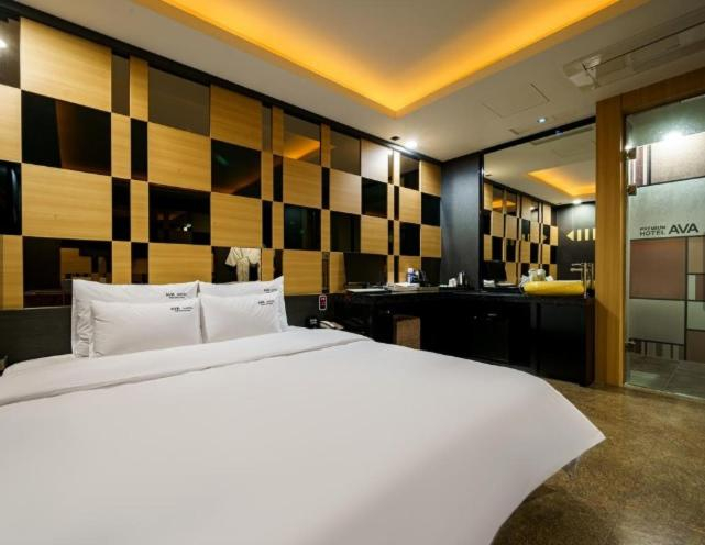 4, ava motel, Gimhae