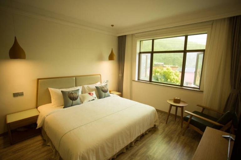 Bedroom 2, Floral Hotel Moganshan Yunji Shanpo, Huzhou