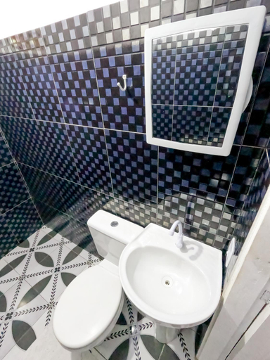 Bathroom 3, Pousada Paraiso, Novo Airão