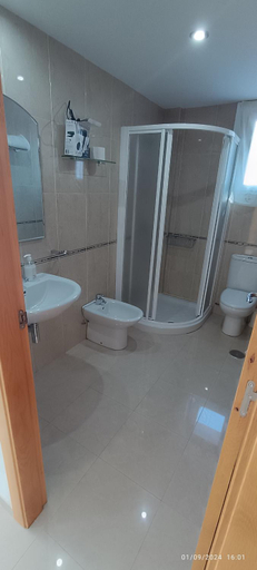 Bathroom 5, Hotel Brisa del Mar, Pontevedra