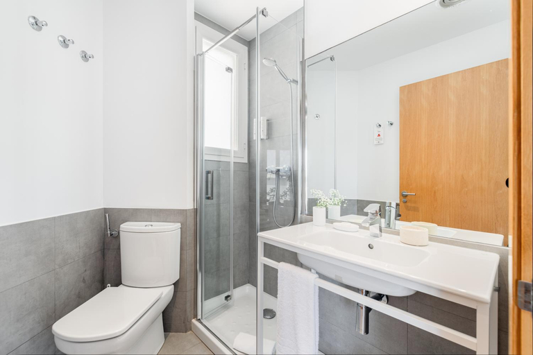 Bathroom 3, Arago312 Apartments, Barcelona