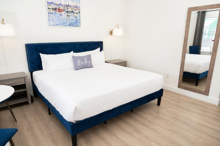 Bedroom 2, Endless Dunes, A Modern Motel, Barnstable