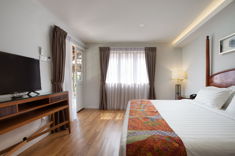 Bedroom 5, Adena Beach Resort, Kuantan