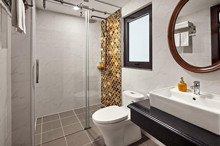 Bathroom 3, Eliana Premio Hotel Hanoi, Hoàn Kiếm