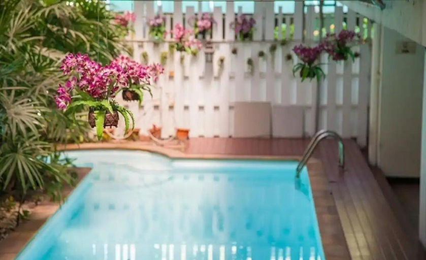 Swimming Pool 9