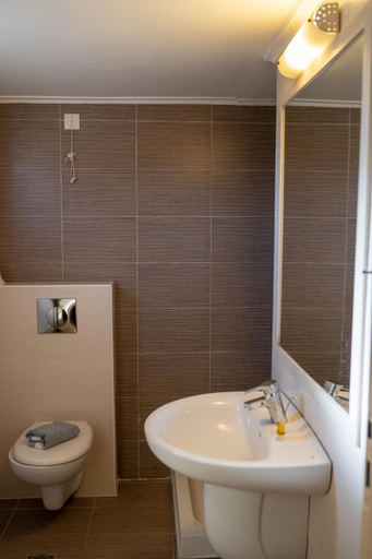 Bathroom, Ekavi Hotel, Crete