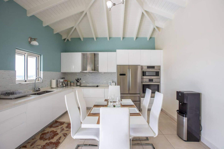 Others 5, Charming 3-bed Villa in Maho
