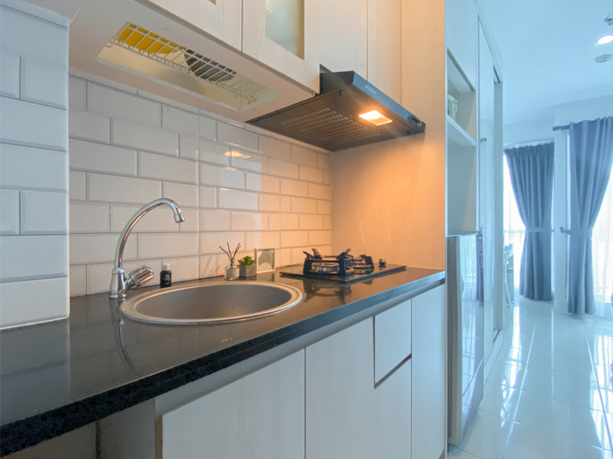 Others 4, Comfy and Minimalist Studio Apartment at Tifolia By Travelio, Jakarta Timur