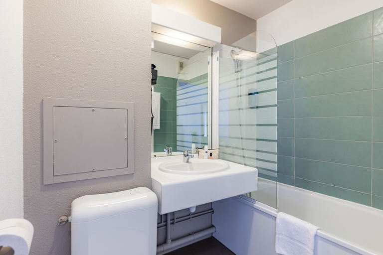 Bathroom 5