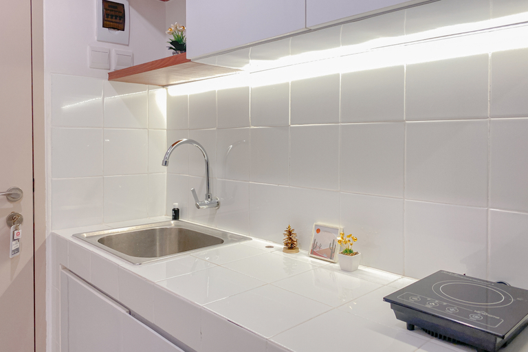 Others 4, Stunning Studio Room at Tokyo Riverside PIK 2 Apartment By Travelio, Tangerang