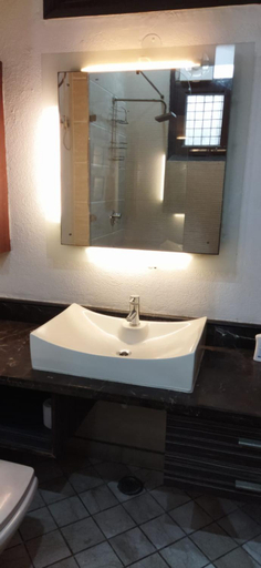 Bathroom 5