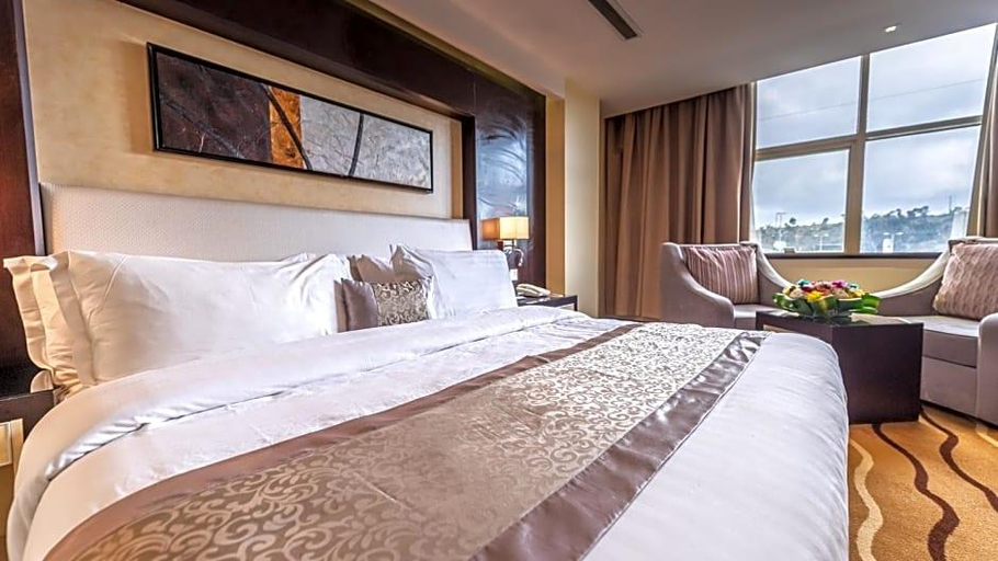 Bedroom 2, Park Hotel Baljurashi