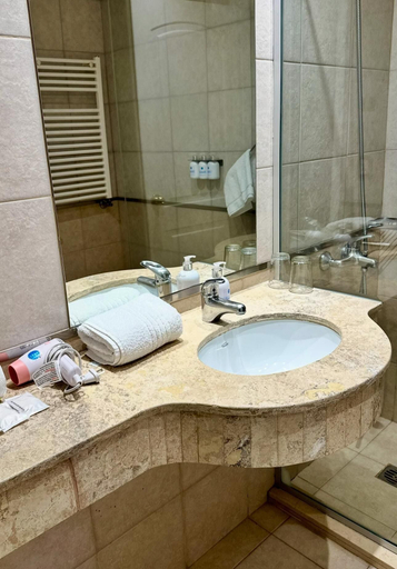 Bathroom 4, Hotel Nahuel Huapi, Bariloche
