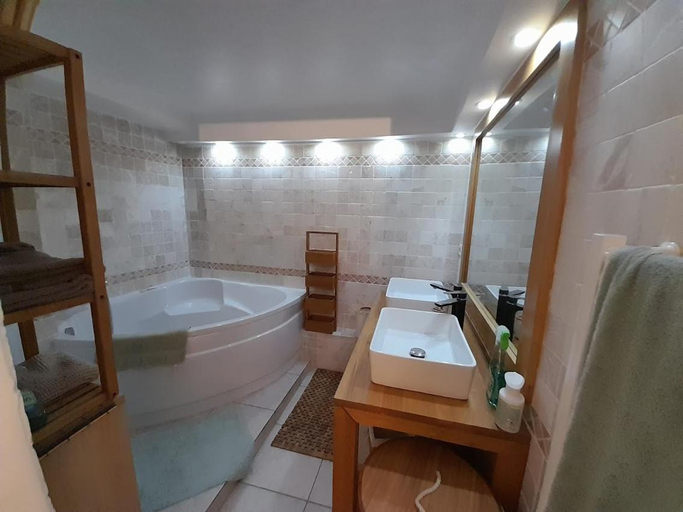 Bathroom, Domaine la borie, Var