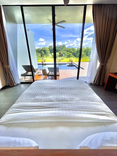 Bedroom 13