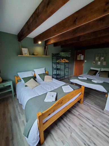 Bedroom 2, Camping Hotel Les Airelles Montagne Ardechoise, Ardèche