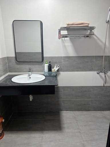 Bathroom, Thu Hoai Hotel, Cát Hải