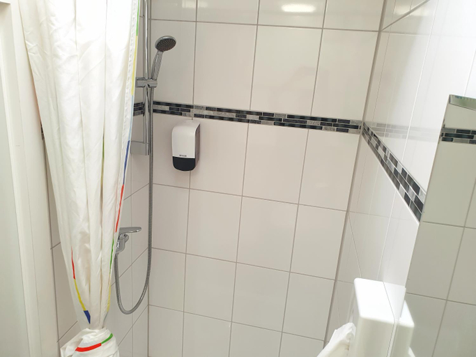 Bathroom 8