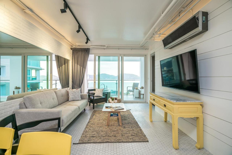 Others 5, The Baycliff, Phuket Island