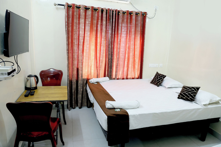 Bedroom 3, MATHA TOURIST HOME, Thiruvananthapuram