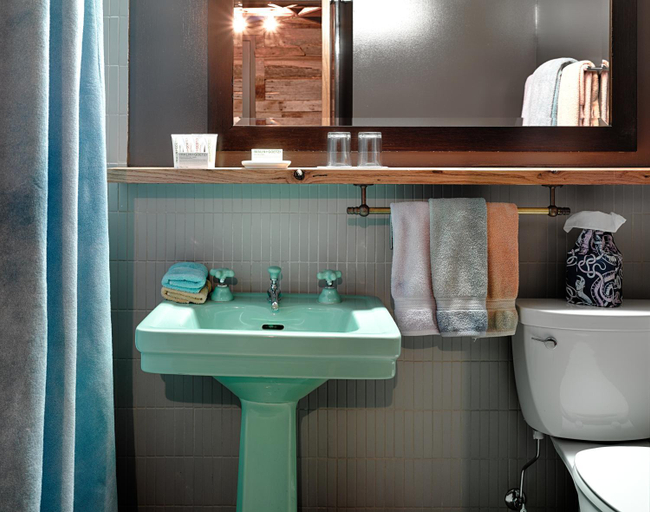 Bathroom 5, 21c Museum Hotel Louisville, Jefferson