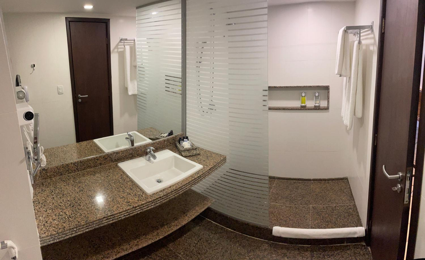 Bathroom 4, Hotel Pirâmide Natal, Natal